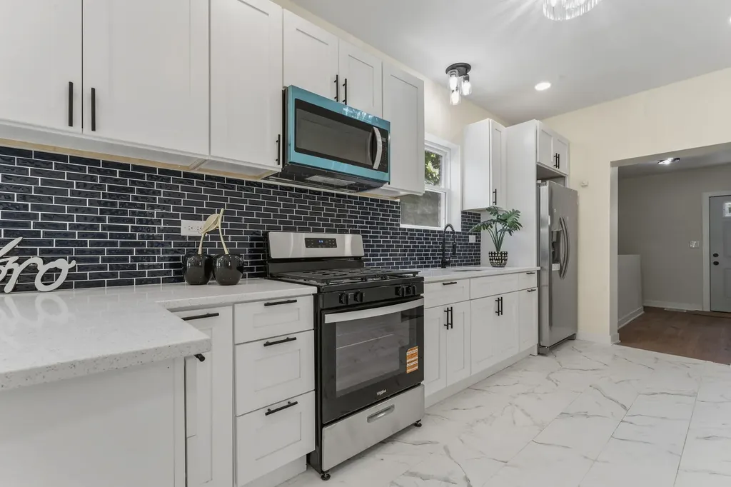 7814 South Drexel Avenue Chicago IL 60619