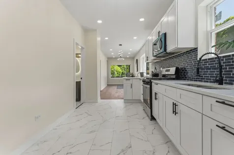 7814 South Drexel Avenue Chicago IL 60619