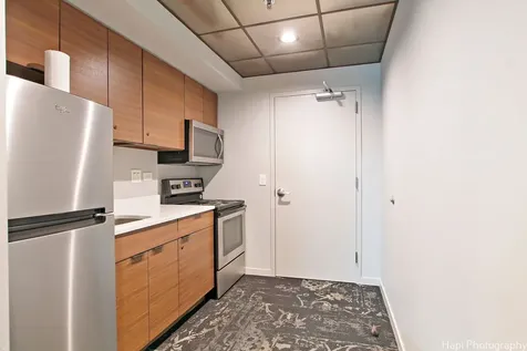 77 South Evergreen Avenue Arlington Heights IL 60005