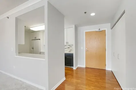 77 South Evergreen Avenue Arlington Heights IL 60005