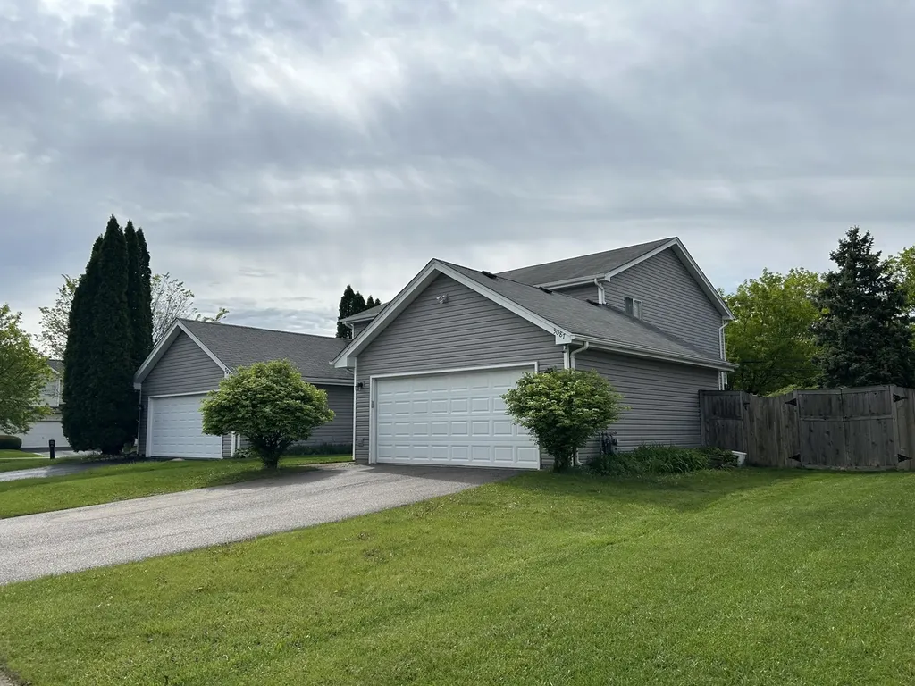 3087 Kelly Court Aurora IL 60504