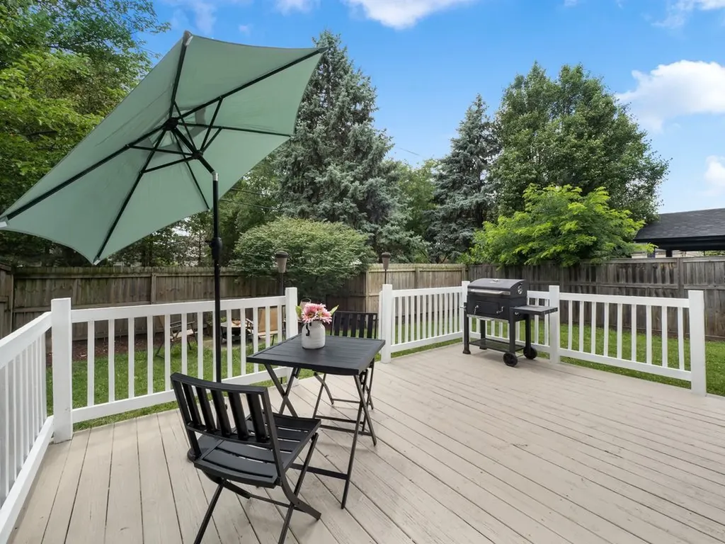 3087 Kelly Court Aurora IL 60504