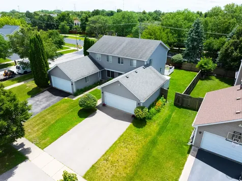 3087 Kelly Court Aurora IL 60504