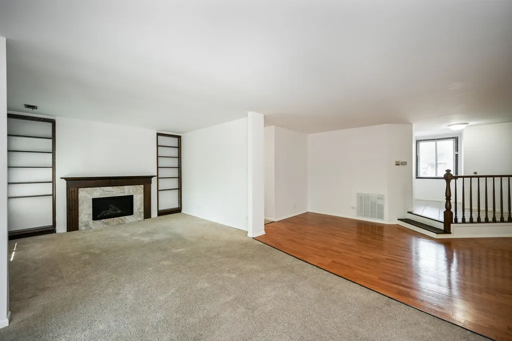880 Johnstown Lane Wheaton IL 60189