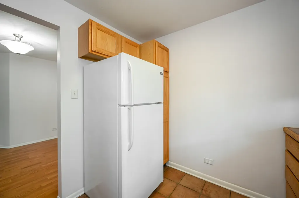 880 Johnstown Lane Wheaton IL 60189