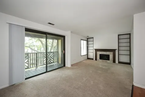 880 Johnstown Lane Wheaton IL 60189
