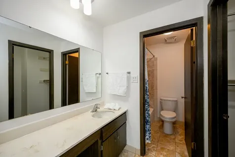 880 Johnstown Lane Wheaton IL 60189