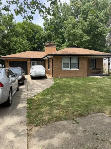 2109 West Millman Street Peoria IL 61605