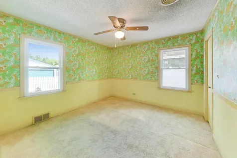301 North Schubert Street Palatine IL 60067