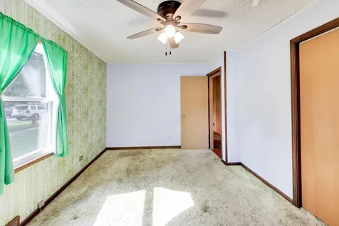 301 North Schubert Street Palatine IL 60067