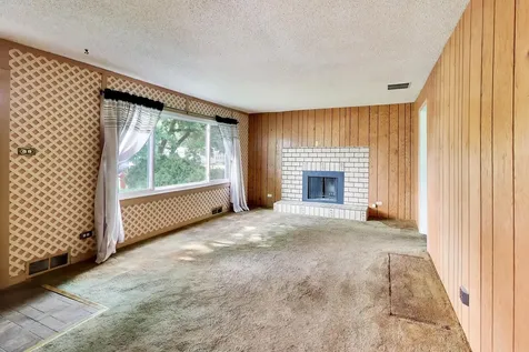 301 North Schubert Street Palatine IL 60067