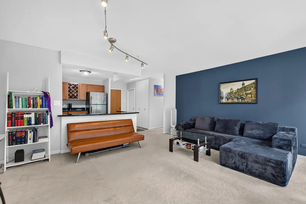 211 East Ohio Street Chicago IL 60611