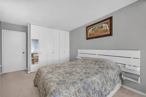 211 East Ohio Street Chicago IL 60611
