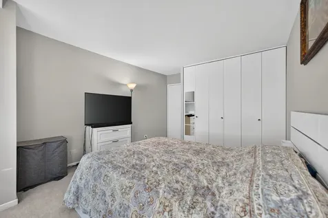 211 East Ohio Street Chicago IL 60611