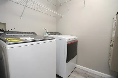 353 Springbrook Trail S Oswego IL 60543