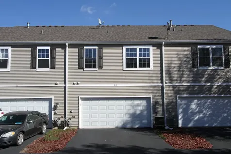 353 Springbrook Trail S Oswego IL 60543