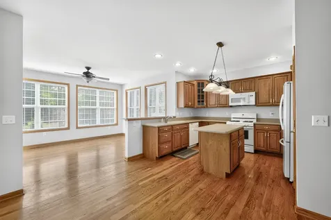 522 South Inverness Street Maple Park IL 60151