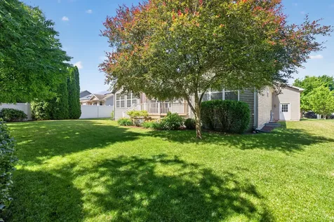 522 South Inverness Street Maple Park IL 60151