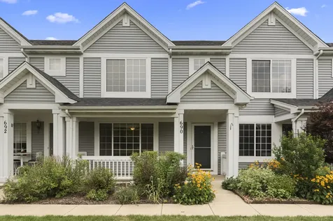 690 Lincoln Station Drive Oswego IL 60543