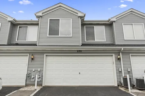 690 Lincoln Station Drive Oswego IL 60543