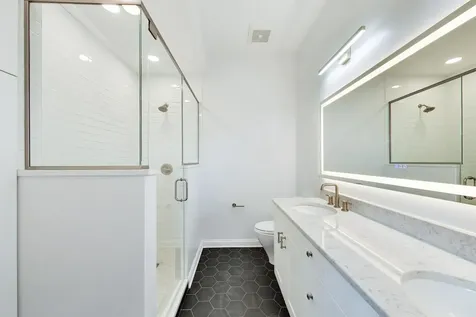 1347 West Washington Boulevard Chicago IL 60607