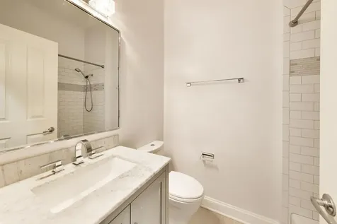 1347 West Washington Boulevard Chicago IL 60607