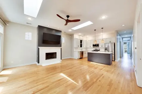 1347 West Washington Boulevard Chicago IL 60607