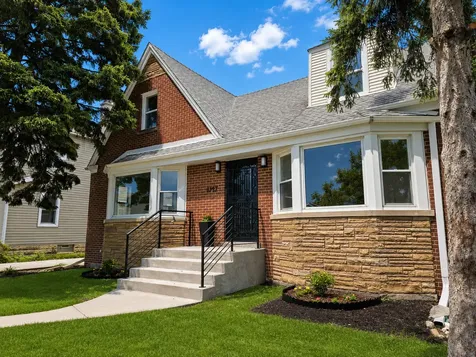 4727 North Newcastle Avenue Harwood Heights IL 60706