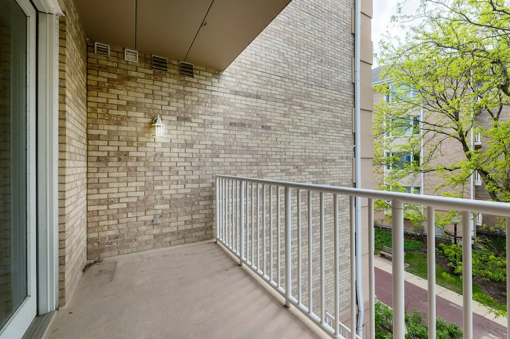 1715 Pavilion Way Park Ridge IL 60068