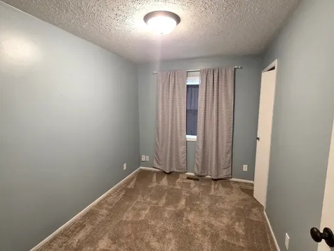 2016 Juniper Lane Bloomington IL 61701