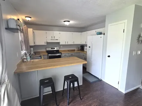 2016 Juniper Lane Bloomington IL 61701