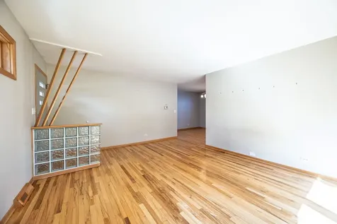 106 West Cedar Street Arlington Heights IL 60005