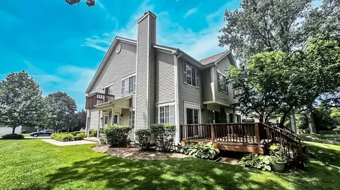 263 South Collins Street South Elgin IL 60177