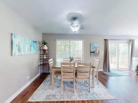 263 South Collins Street South Elgin IL 60177