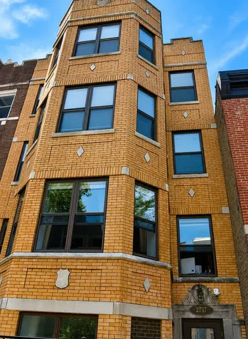2737 West Evergreen Avenue Chicago IL 60622