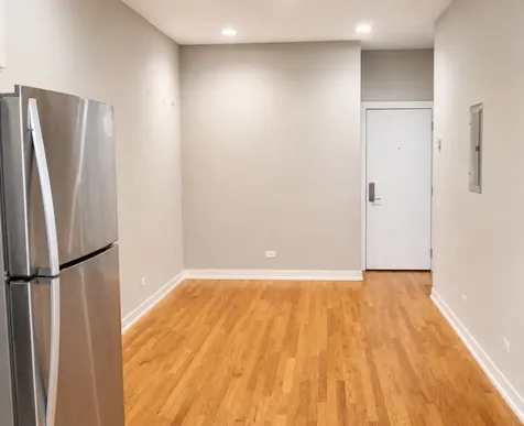 2737 West Evergreen Avenue Chicago IL 60622
