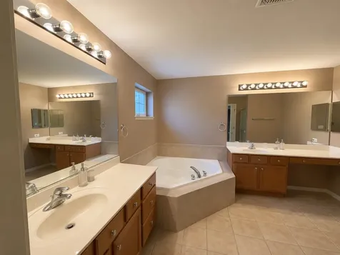 2204 Seaton Avenue Joliet IL 60431