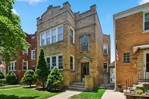 5922 North Melvina Avenue Chicago IL 60646