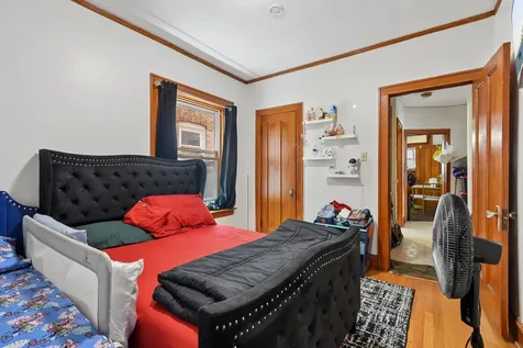 5922 North Melvina Avenue Chicago IL 60646