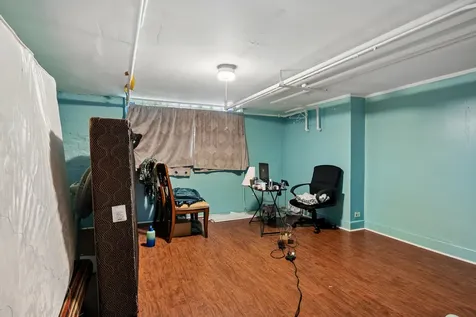 5922 North Melvina Avenue Chicago IL 60646