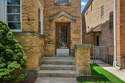 5922 North Melvina Avenue Chicago IL 60646