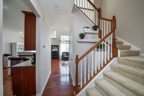 395 Vaughn Circle Aurora IL 60502