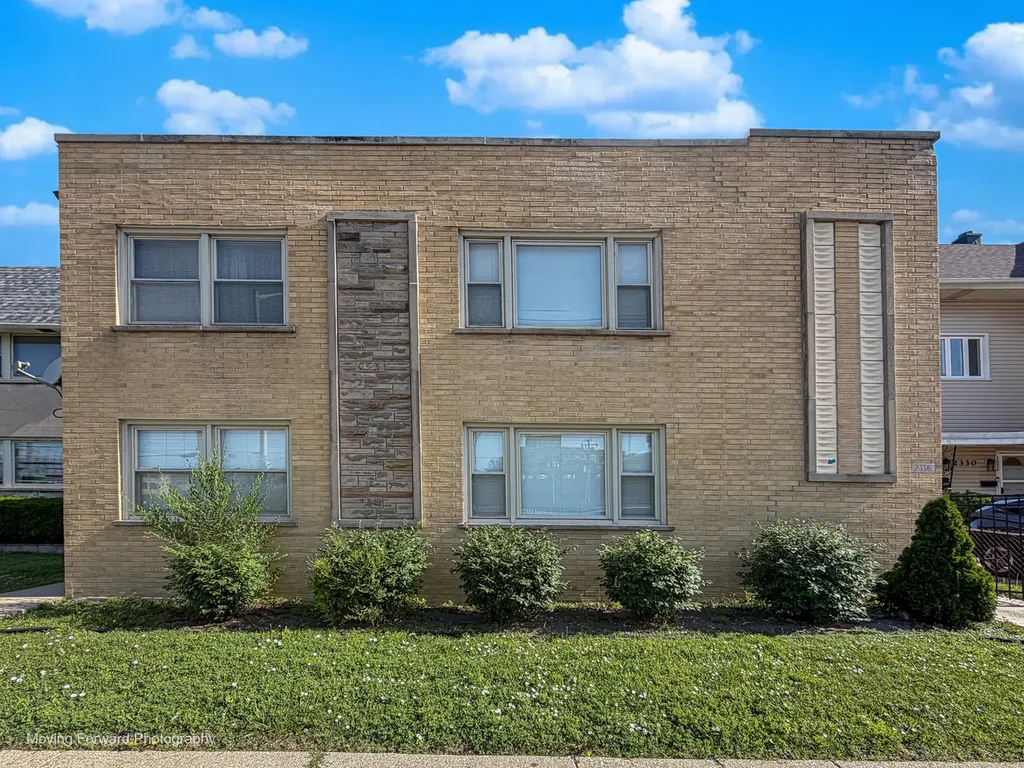 2336 Union Street Blue Island IL 60406