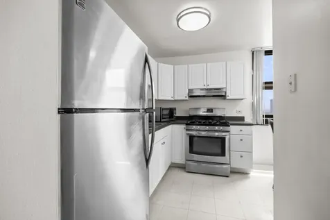 2605 South Indiana Avenue Chicago IL 60616