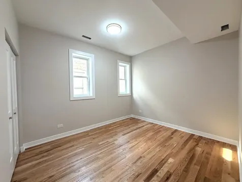 5158 West Agatite Avenue Chicago IL 60630