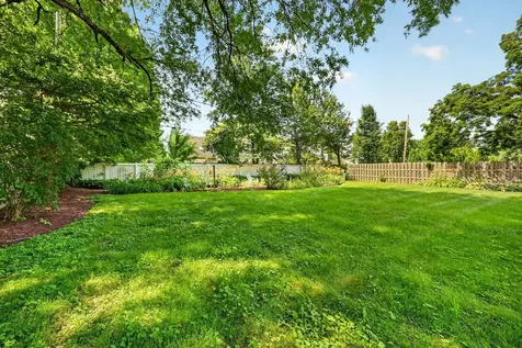 472 Douglas Road Batavia IL 60510