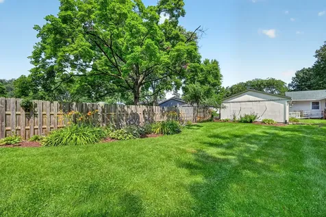 472 Douglas Road Batavia IL 60510