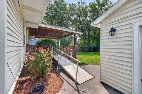472 Douglas Road Batavia IL 60510