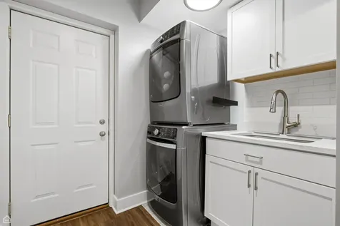 1369 West Hubbard Street Chicago IL 60642
