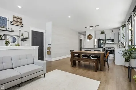 1369 West Hubbard Street Chicago IL 60642